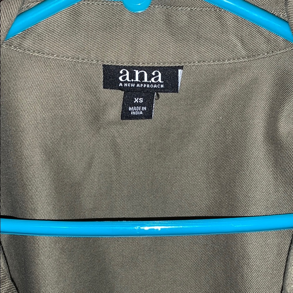 Jacket - Picture 2 of 3